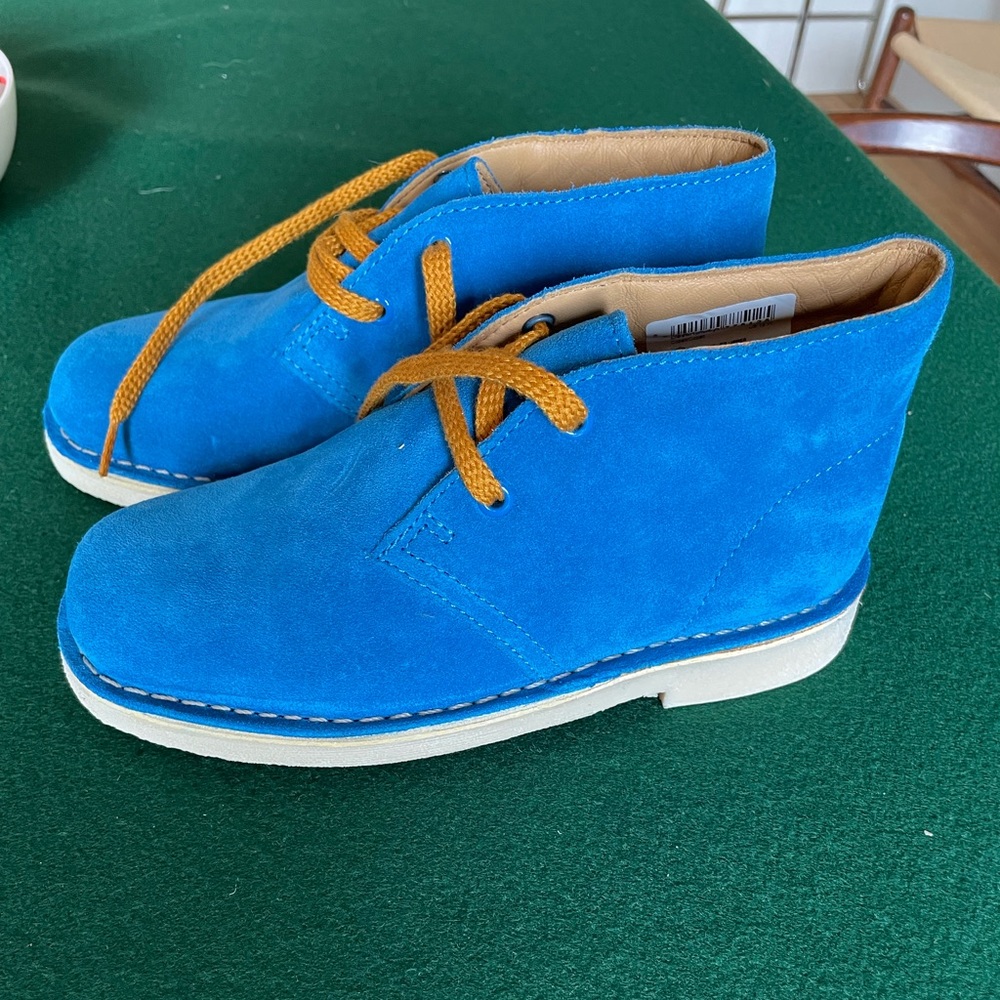 Kids original Clarks suede desert boots